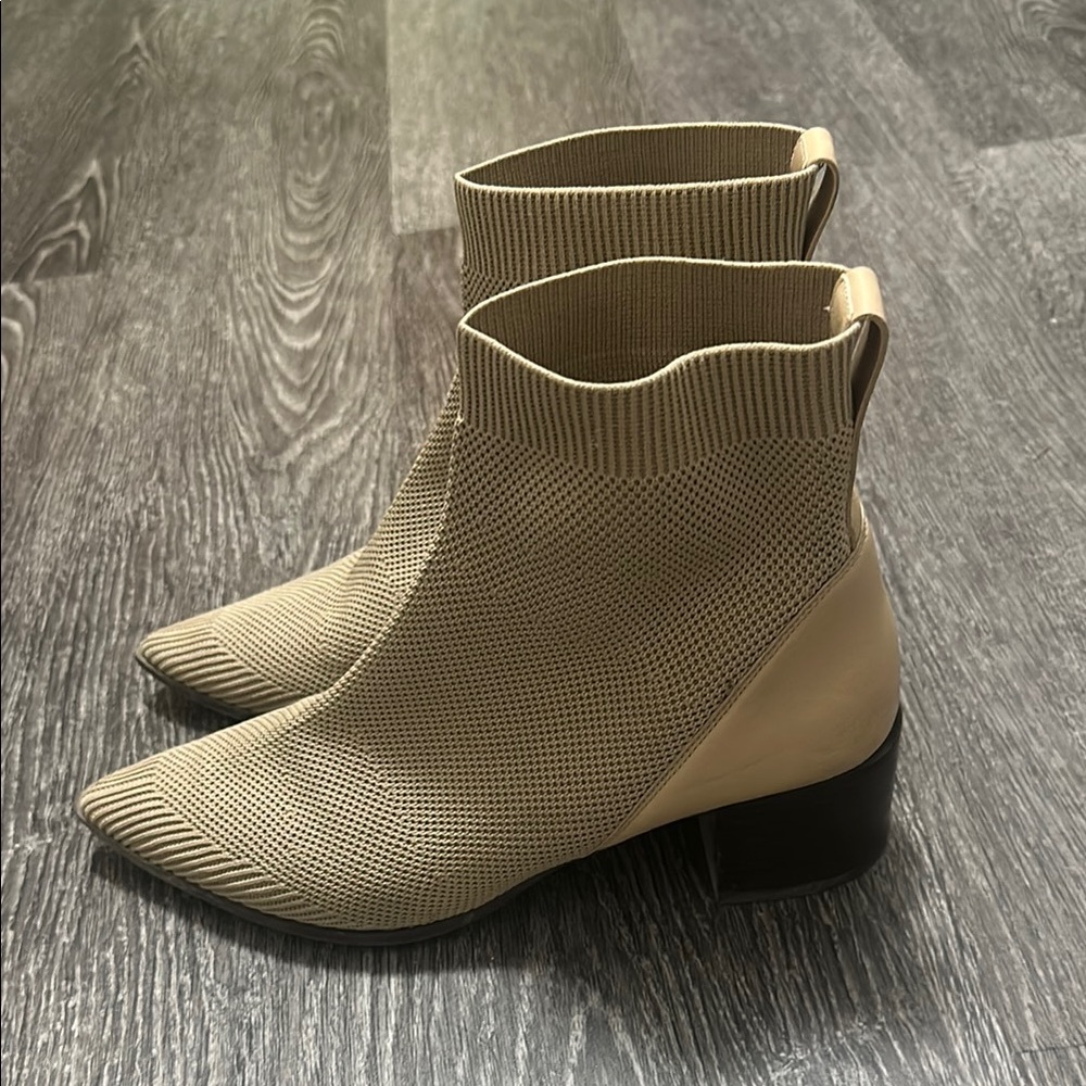 Everlane Beige Ankle Boots